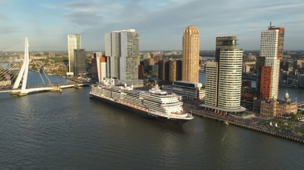 Tàu du lịch Rotterdam của Hà Lan bắt đầu thử nghiệm thí điểm nhiên liệu sinh học bền vững